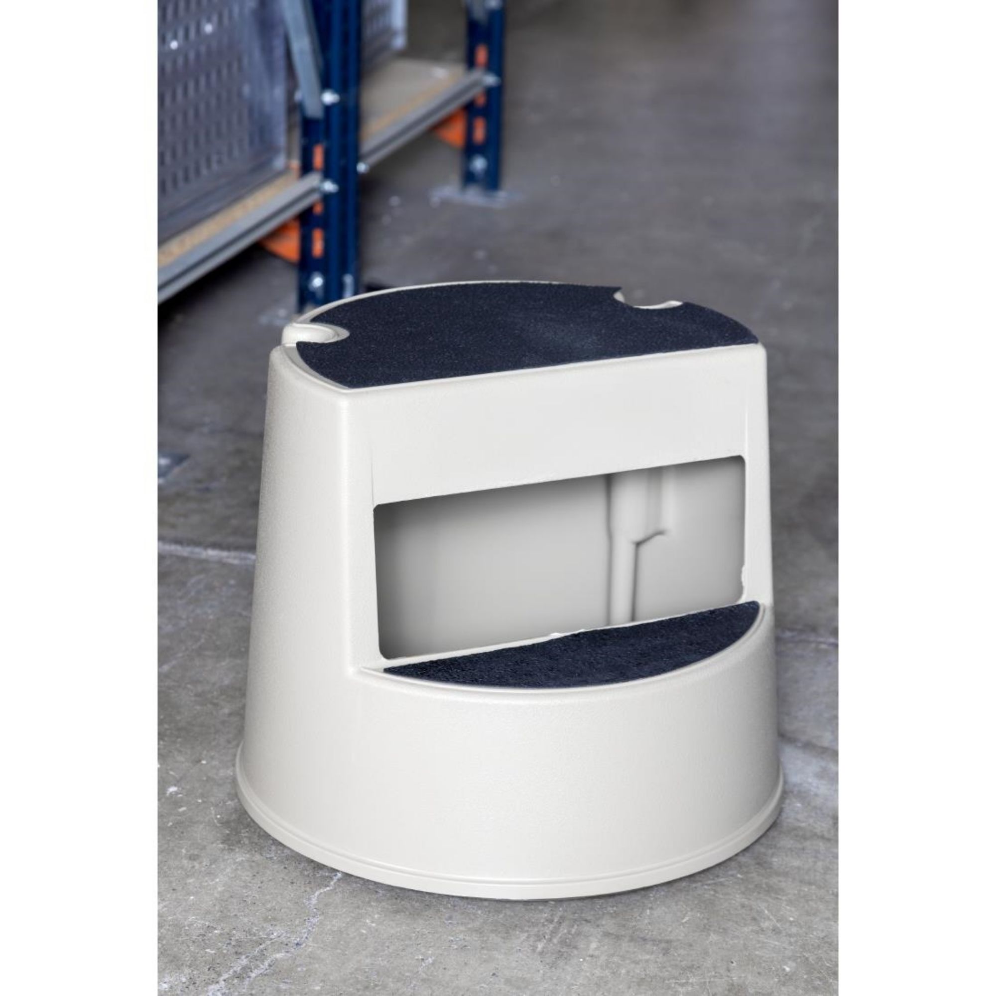 Picture of Rubbermaid Heavy Duty Kick Stool