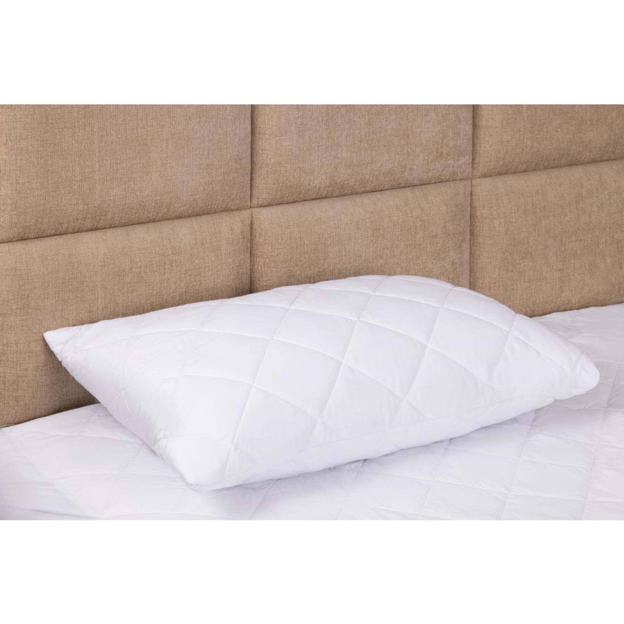 Picture of Mitre Comfort Quiltop Pillow Protector