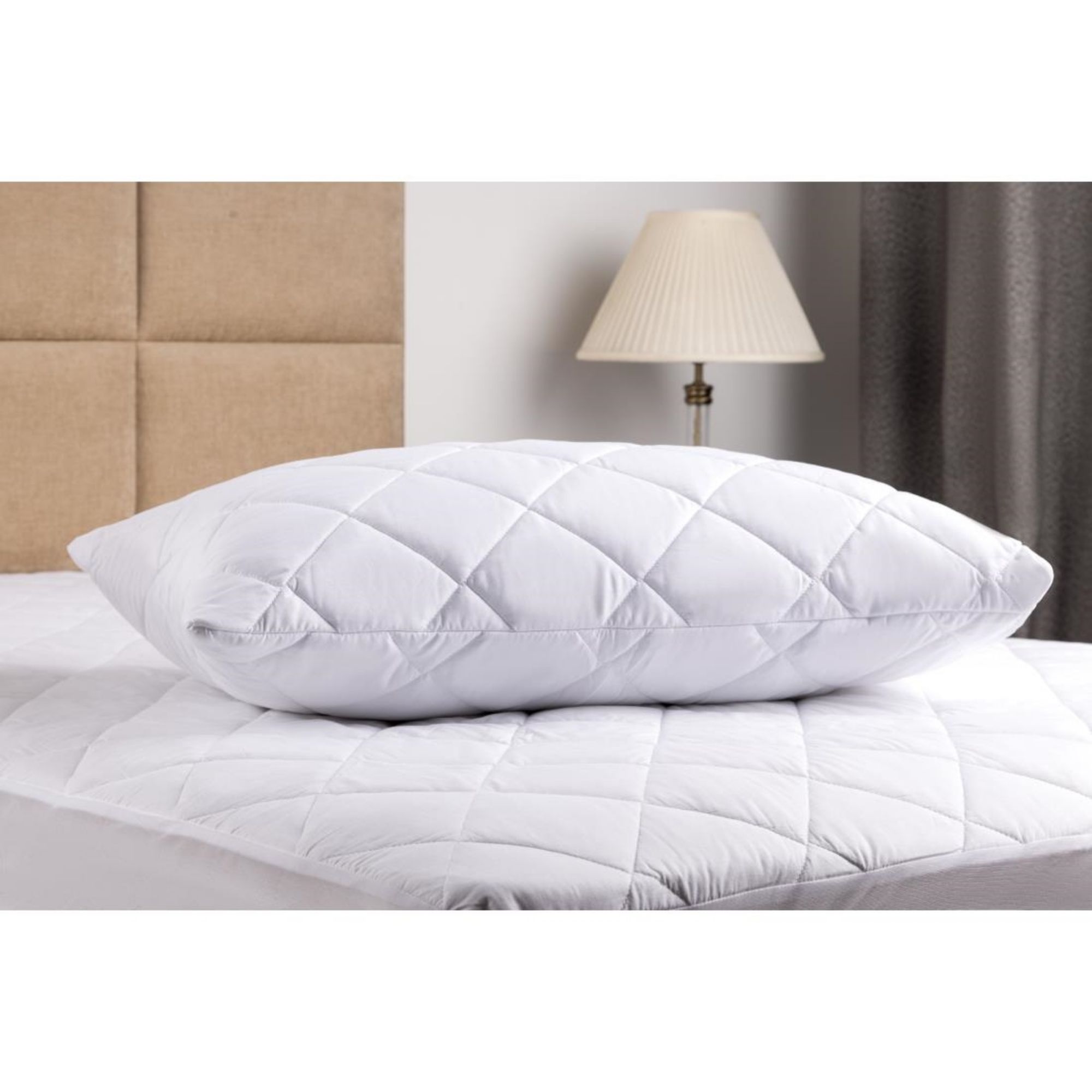 Picture of Mitre Comfort Quiltop Pillow Protector