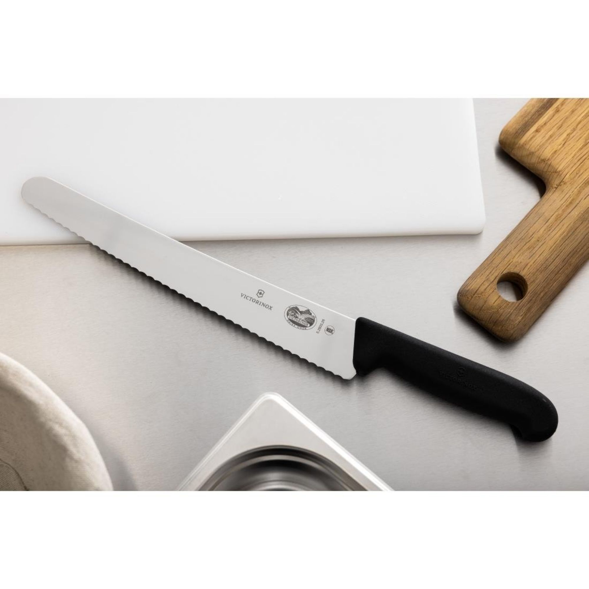 Picture of Victorinox Serrated Curved Blade Pastry Knife 25.4cm