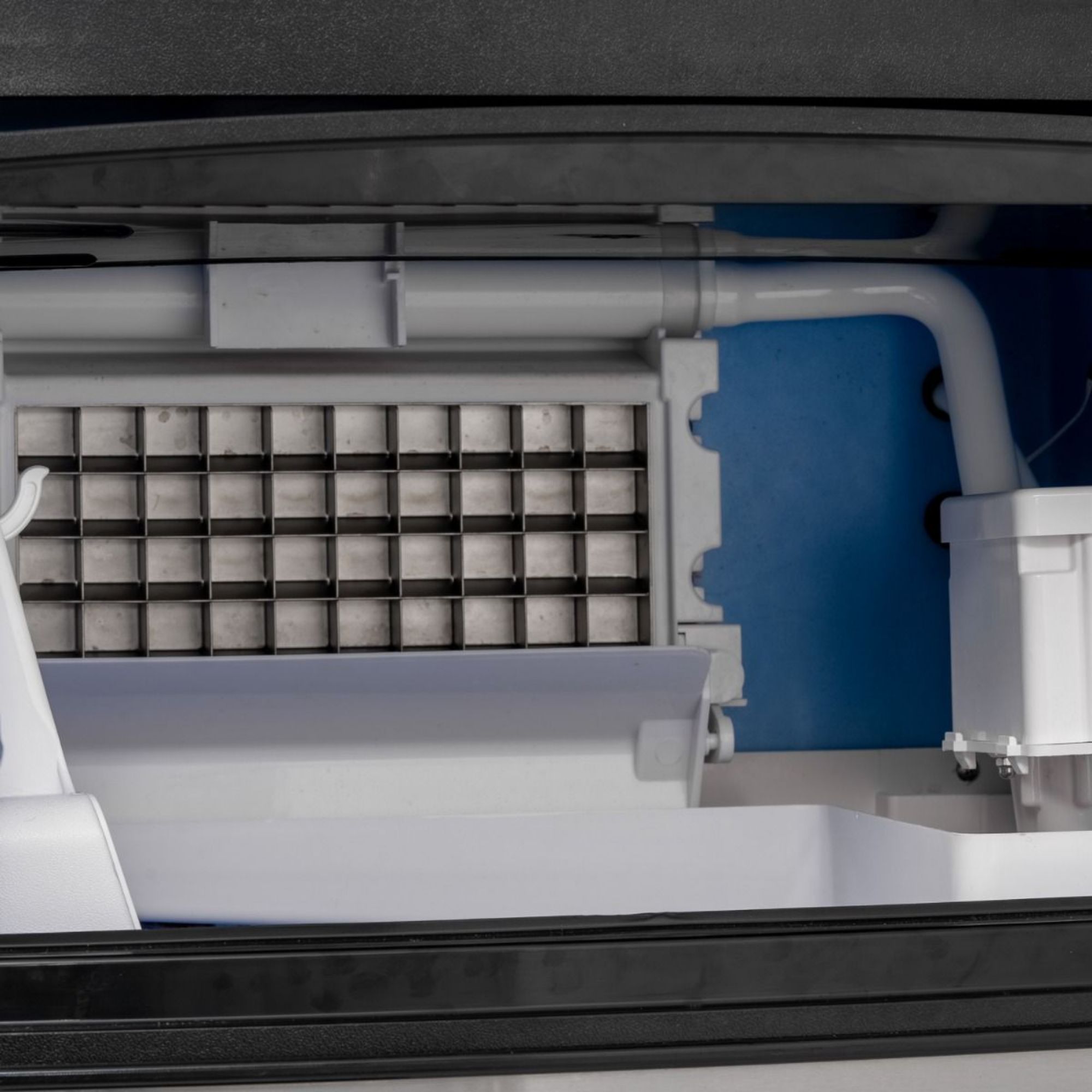 Picture of BLIZZARD 40kg Ice Maker BIM40