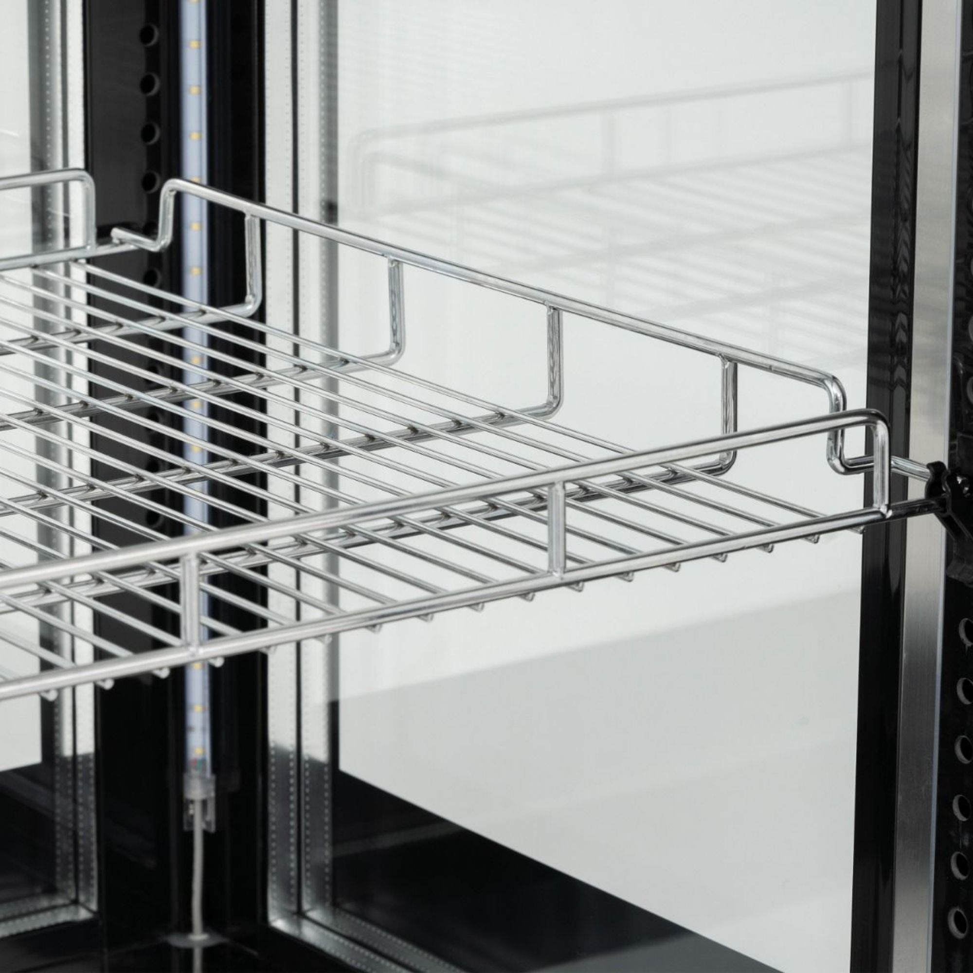Picture of BLIZZARD Blizzard Tall Square Case Cake Display 400L CD400L