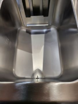 Picture of Chefs Range E350Z8F-L - 8 Ltr Counter top Induction fryer with auto basket lift