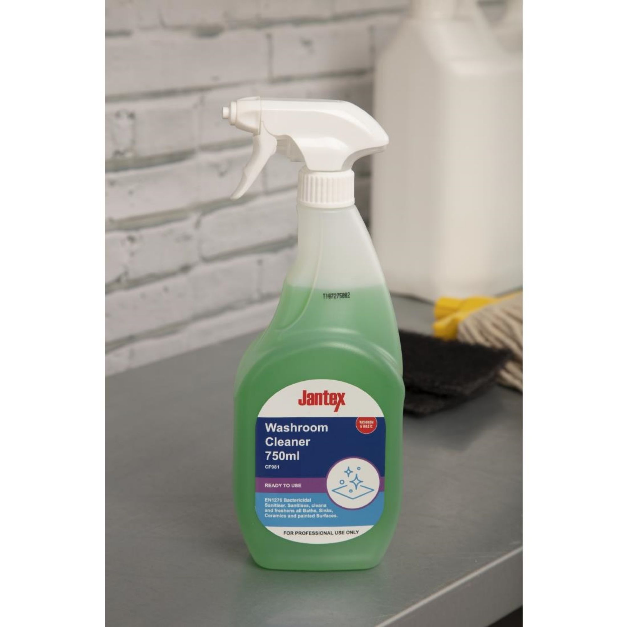 Picture of Jantex Washroom Cleaner Ready To Use 750ml