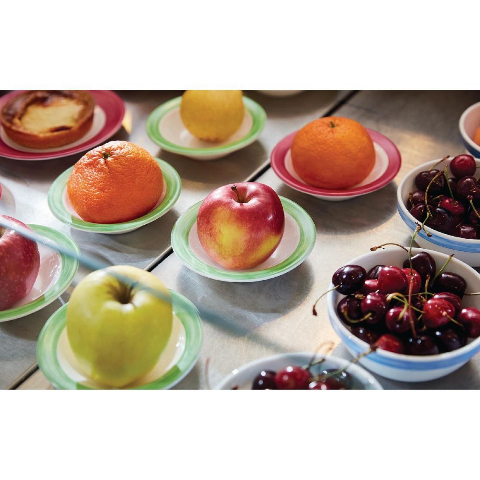 Picture of Arcoroc Brush Rim Bowls Green 120mm (36 Pack)