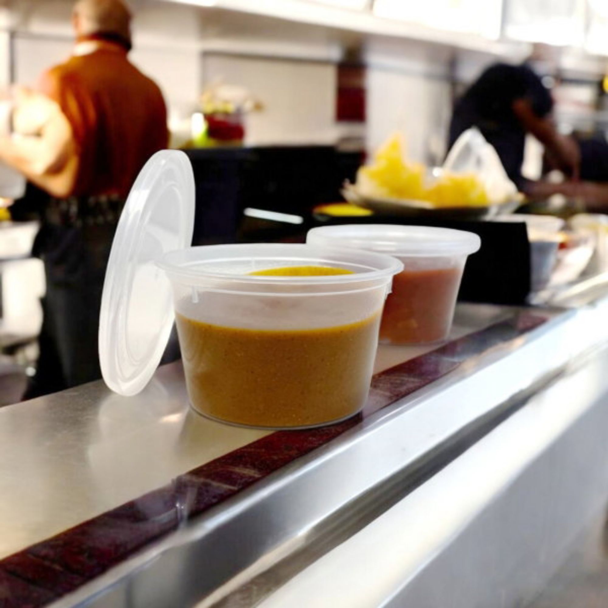 Picture of 8oz Fusion Microwavable Food & Sauce Pots with Lids (225)